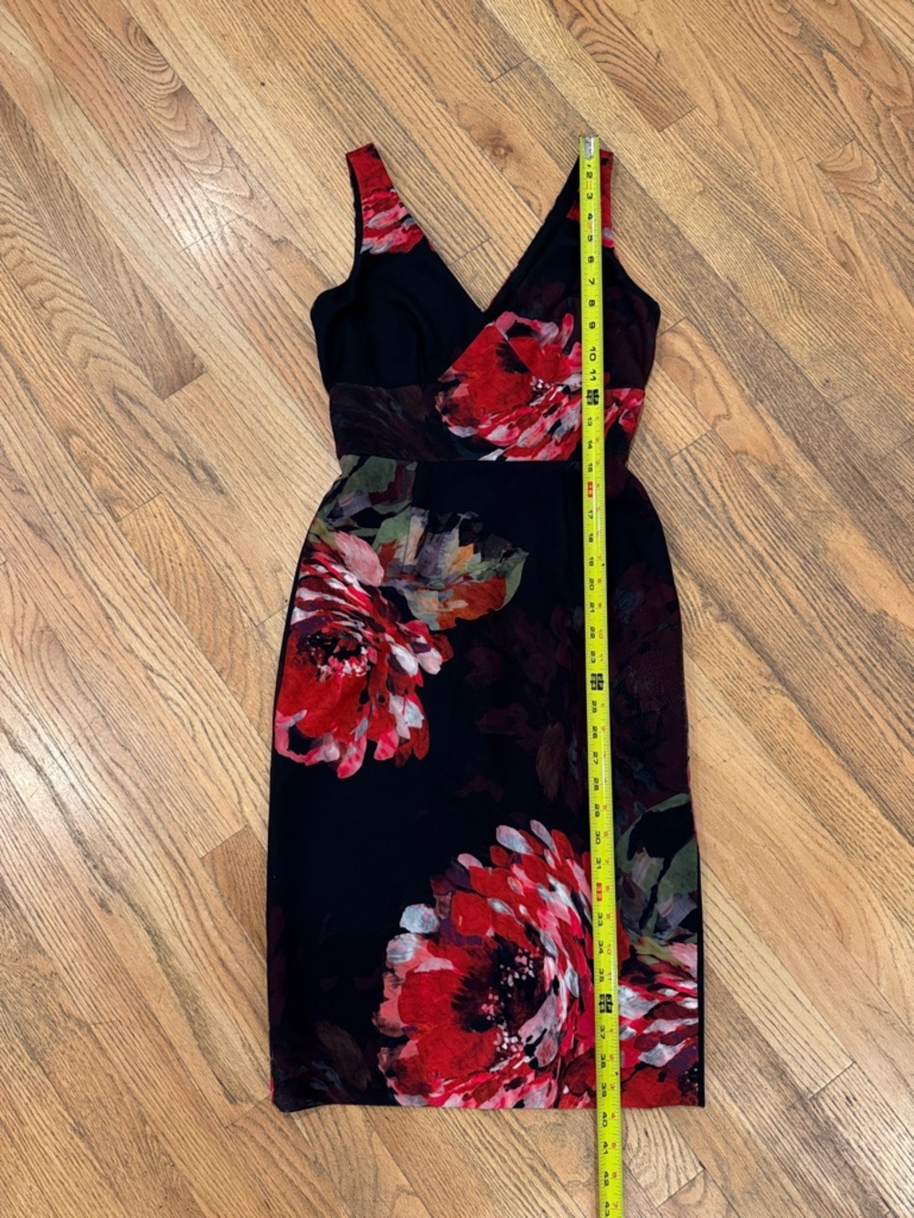 Trina Turk Black Midi Dress with Red Floral Print - Picture 6 of 9